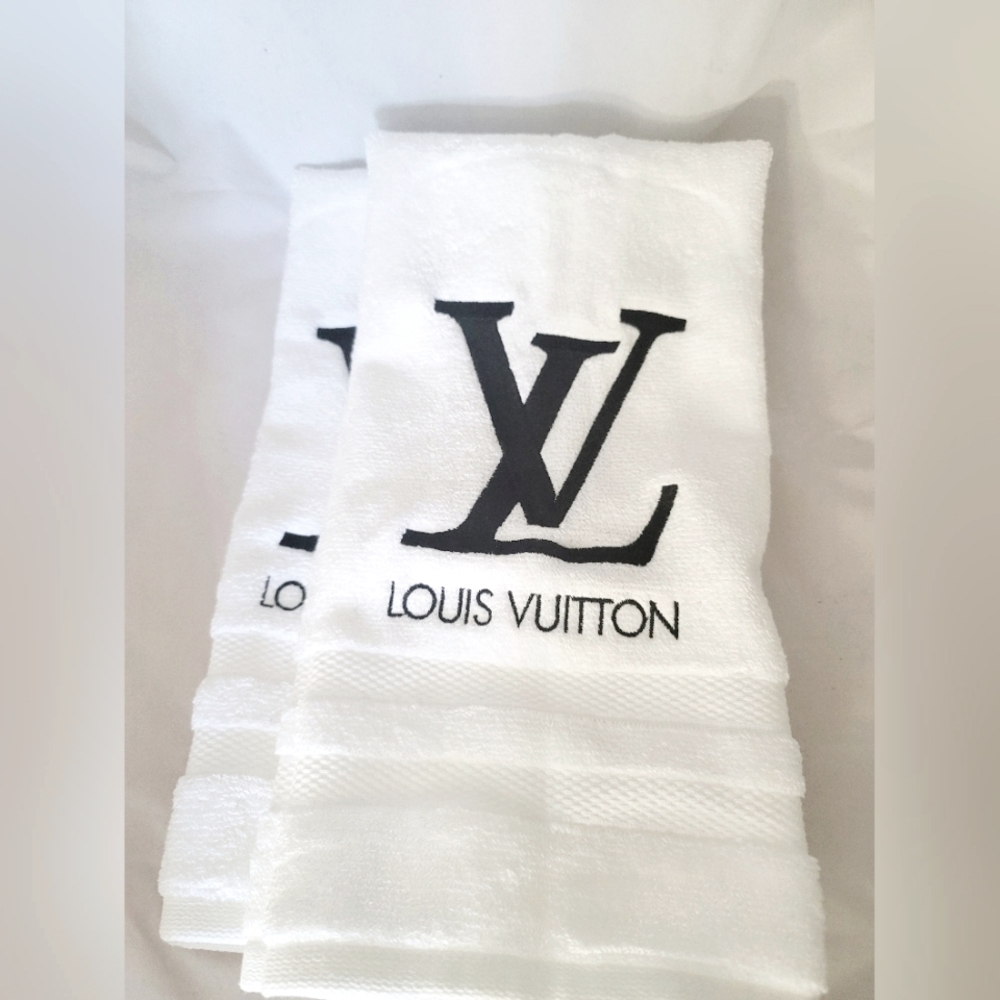 Embroidered LV Hand Towel Set - Picture 1 of 3